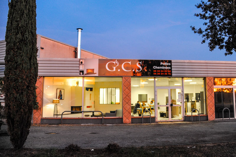 02-gendre-cheminees-services-show-room